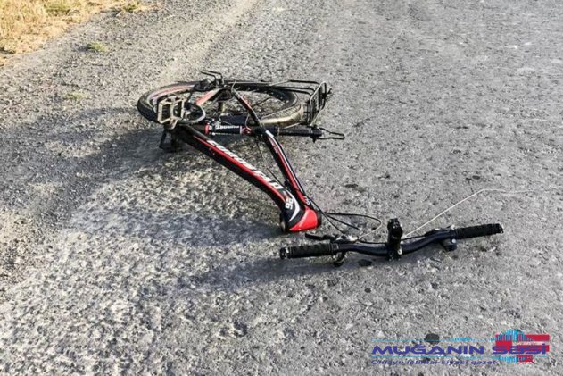 Sabirabadda avtomobil velosipedçini vuraraq öldürüb